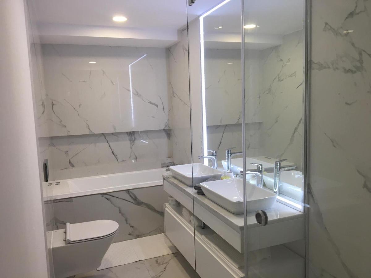 Luksusowy Apartament Pod Lasem, Otwock -Shared Garden, Sauna, Wood Hot Tub! Hot Tub Seasonal! ภายนอก รูปภาพ