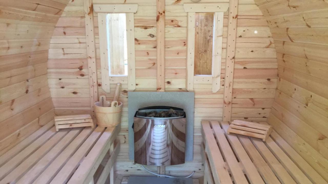 Luksusowy Apartament Pod Lasem, Otwock -Shared Garden, Sauna, Wood Hot Tub! Hot Tub Seasonal! ภายนอก รูปภาพ