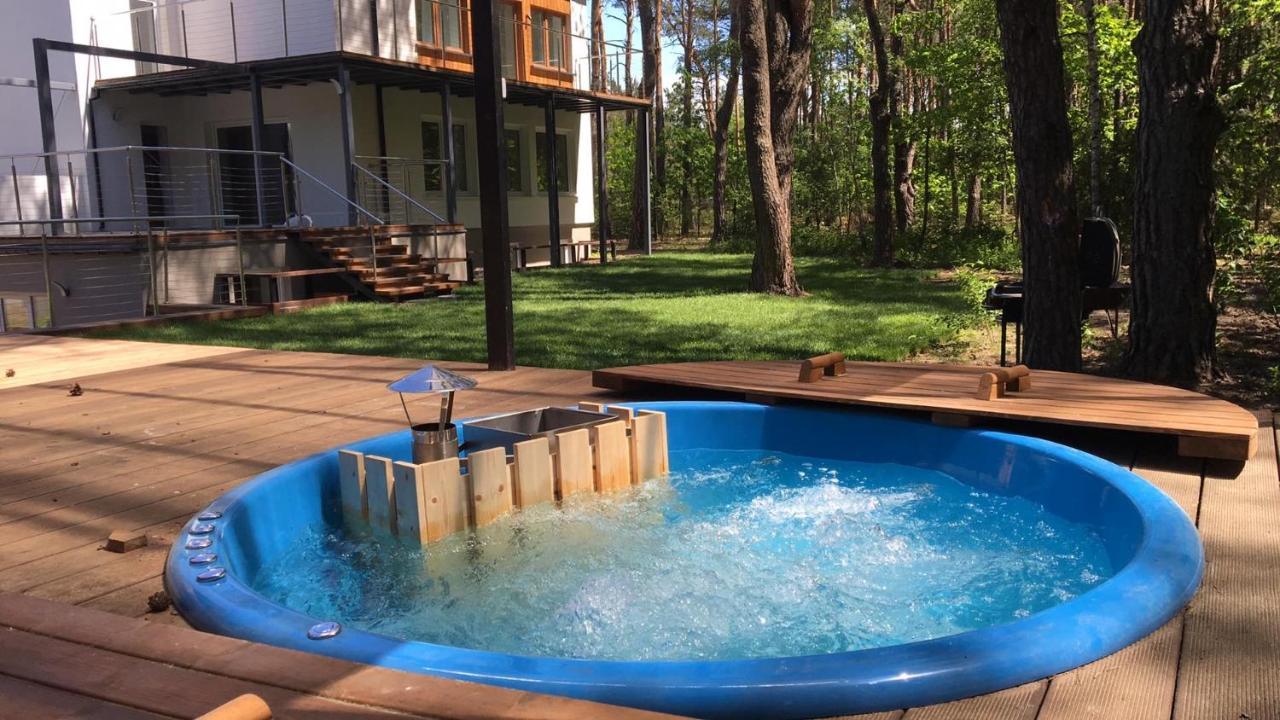 Luksusowy Apartament Pod Lasem, Otwock -Shared Garden, Sauna, Wood Hot Tub! Hot Tub Seasonal! ภายนอก รูปภาพ