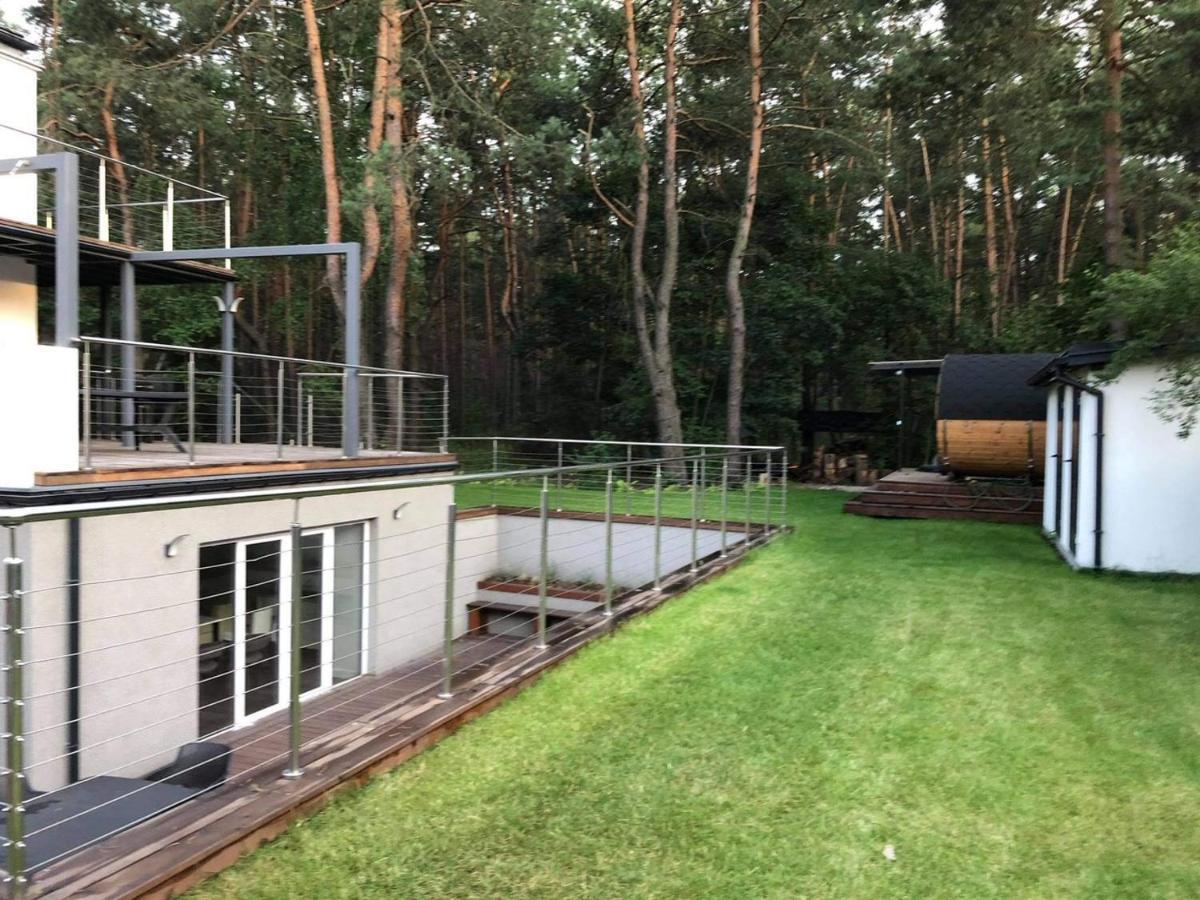 Luksusowy Apartament Pod Lasem, Otwock -Shared Garden, Sauna, Wood Hot Tub! Hot Tub Seasonal! ภายนอก รูปภาพ